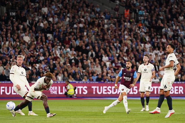 Valentin Castellanos of West Ham United scores to make it 4-0 during the Sky Bet Championship match West Ham United vs Wrexham at London Stadium, London, United Kingdom on 11 September 2026

(Photo by Harvey Murphy/News Images)