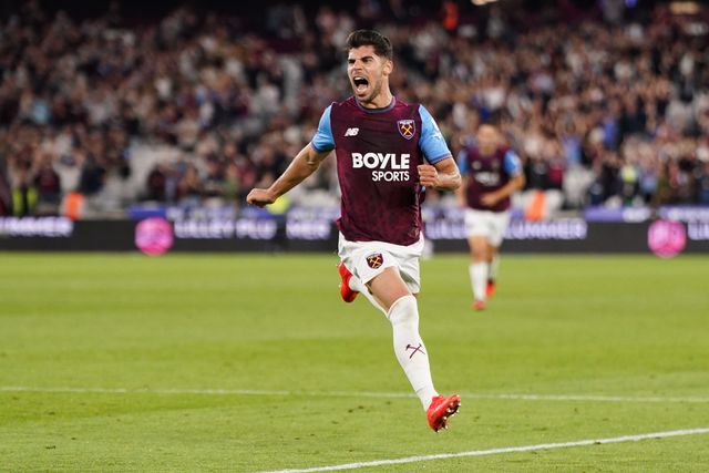 Manor Solomon of West Ham United celebrates his goal during the Sky Bet Championship match West Ham United vs Wrexham at London Stadium, London, United Kingdom on 11 September 2026

(Photo by Harvey Murphy/News Images)