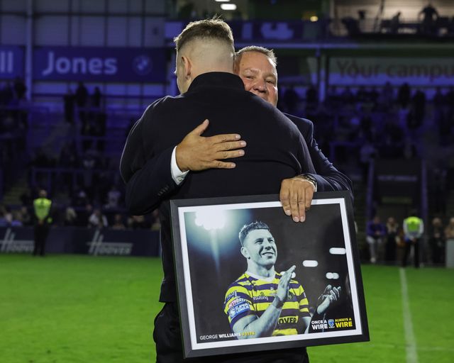 Warrington Wolves chairman Stuart Middleton embraces George Williams of Warrington Wolves during the Betfred Super League round 27 match Warrington Wolves vs Toulouse Olympique at The Halliwell Jones Stadium, Warrington, United Kingdom on 11 September 2026

(Photo by Mark Cosgrove/News Images)
