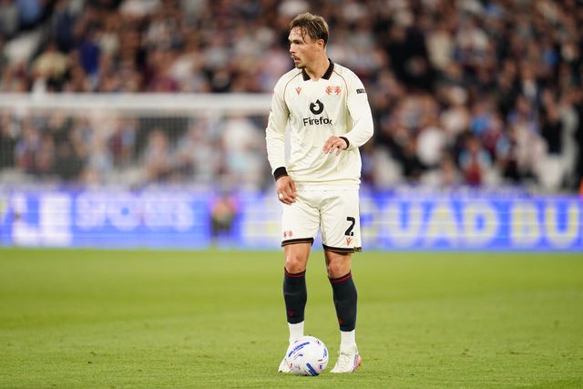 Callum Doyle of Wrexham with the ball during the Sky Bet Championship match West Ham United vs Wrexham at London Stadium, London, United Kingdom on 11 September 2026

(Photo by Harvey Murphy/News Images)