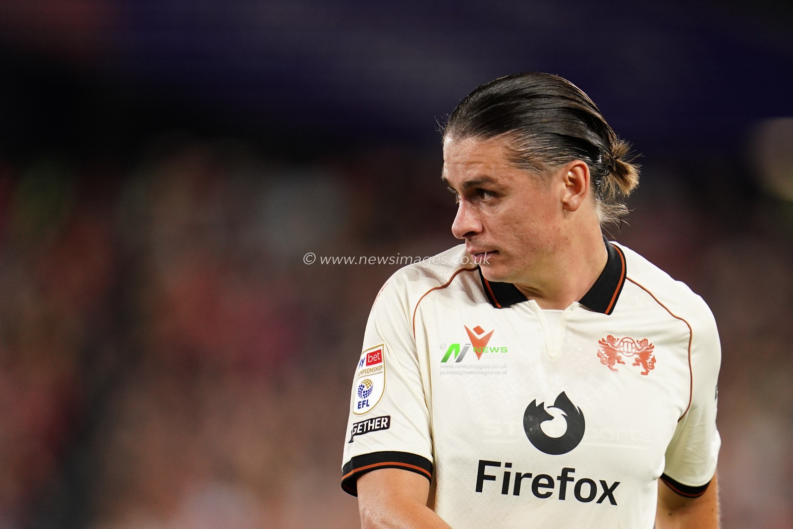George Dobson of Wrexham during the Sky Bet Championship match West Ham United vs Wrexham at London Stadium, London, United Kingdom on 11 September 2026

(Photo by Harvey Murphy/News Images)