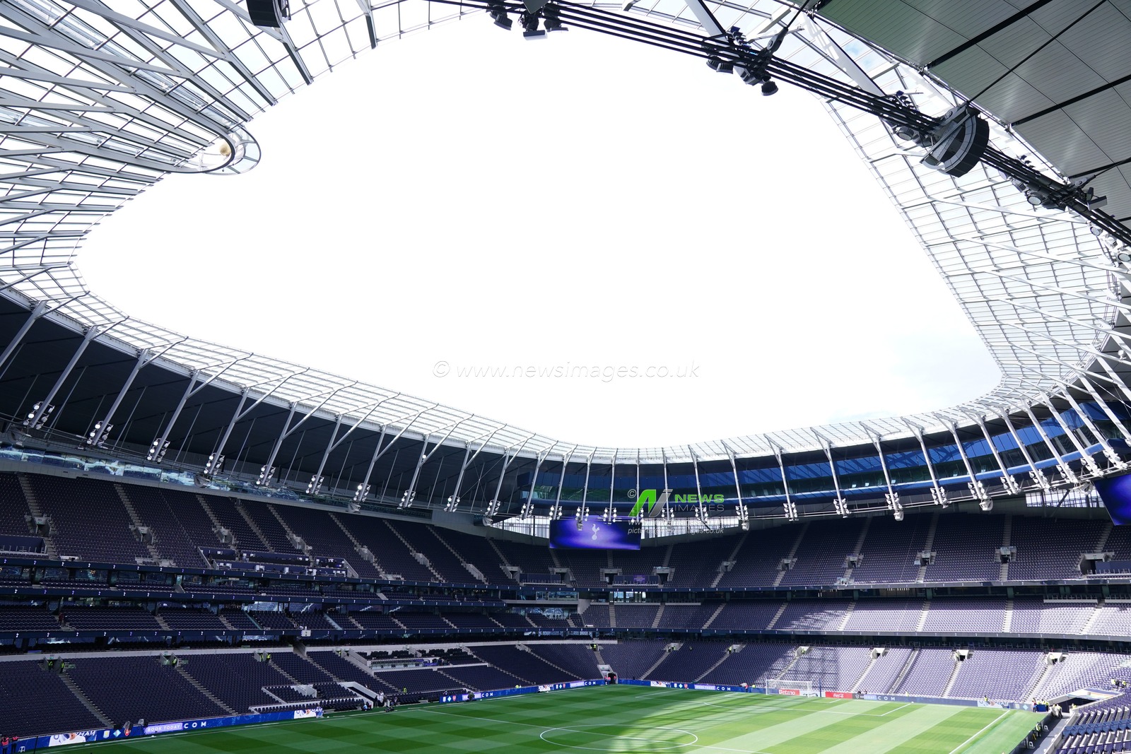 General view of the Tottenham Hotspur Stadium ahead of kick off during the Premier League match Tottenham Hotspur vs Everton at Tottenham Hotspur Stadium, London, United Kingdom on 12 September 2026

(Photo by Harvey Murphy/News Images)