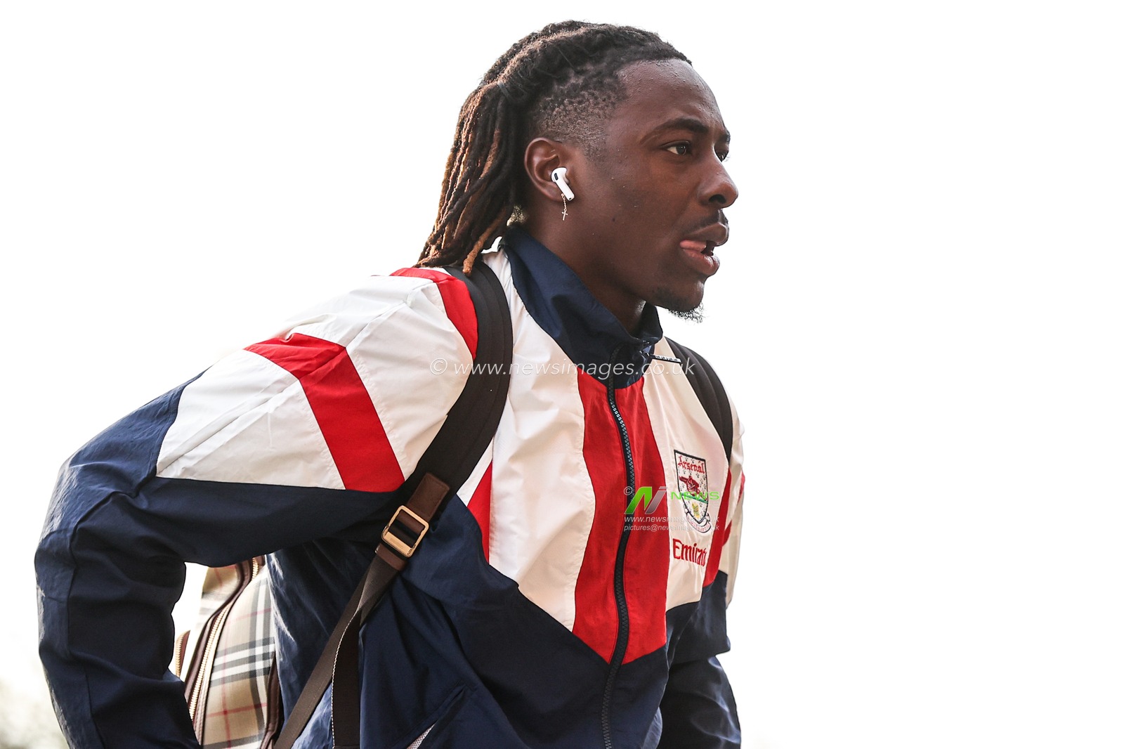 Eberechi Eze of Arsenal arrives during the Premier League match Sunderland vs Arsenal at Stadium Of Light, Sunderland, United Kingdom on 12 September 2026

(Photo by Alfie Cosgrove/News Images)