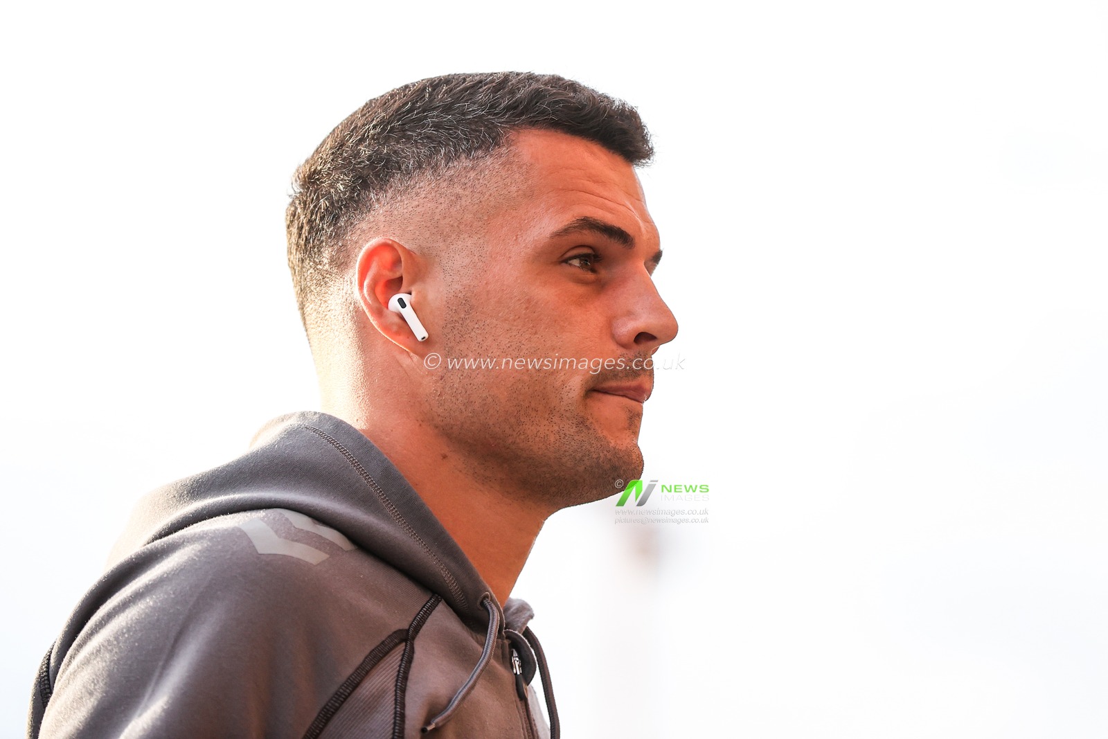 Granit Xhaka of Sunderland arrives during the Premier League match Sunderland vs Arsenal at Stadium Of Light, Sunderland, United Kingdom on 12 September 2026

(Photo by Alfie Cosgrove/News Images)