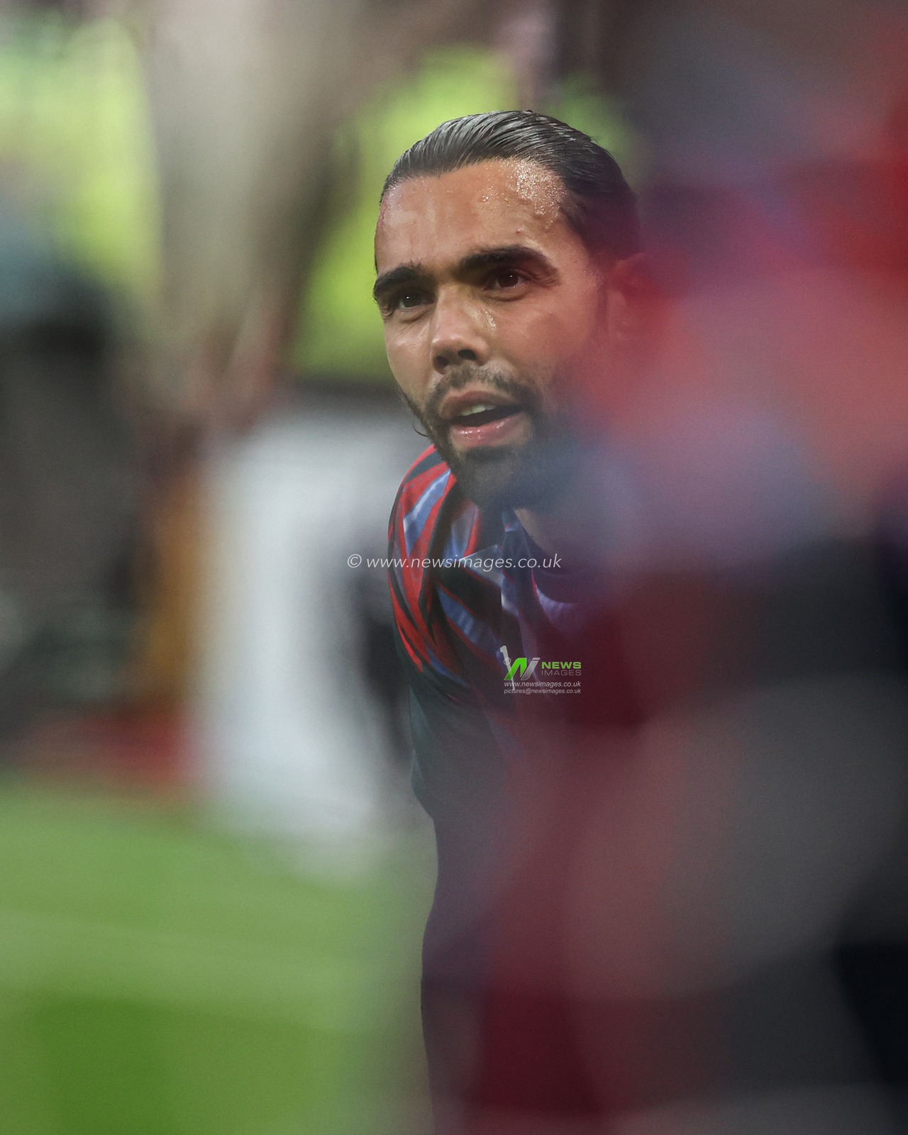 Arsenal goalkeeper David Raya in the pregame warmup session during the Premier League match Sunderland vs Arsenal at Stadium Of Light, Sunderland, United Kingdom on 12 September 2026

(Photo by Alfie Cosgrove/News Images)