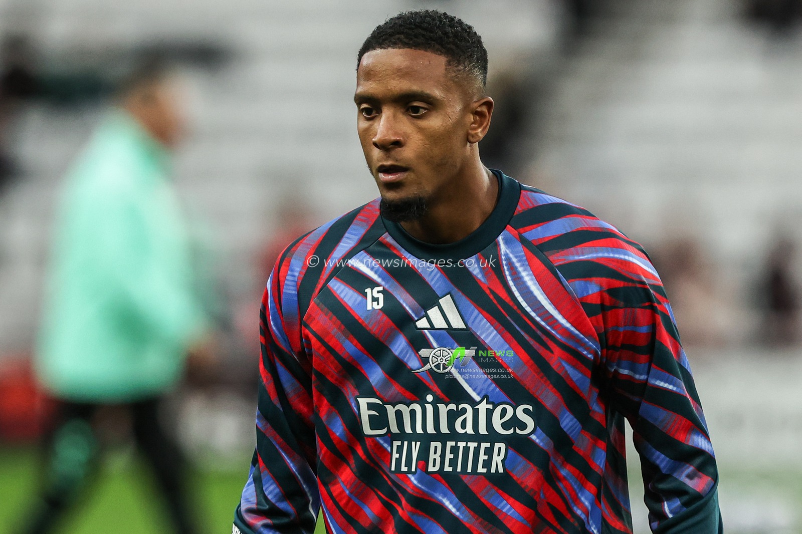 Ezri Konsa of Arsenal in the pregame warmup session during the Premier League match Sunderland vs Arsenal at Stadium Of Light, Sunderland, United Kingdom on 12 September 2026

(Photo by Alfie Cosgrove/News Images)