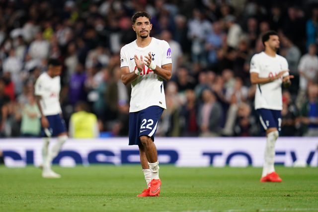 Omar Marmoush of Tottenham Hotspur applauds home support at full time during the Premier League match Tottenham Hotspur vs Everton at Tottenham Hotspur Stadium, London, United Kingdom on 12 September 2026

(Photo by Harvey Murphy/News Images)