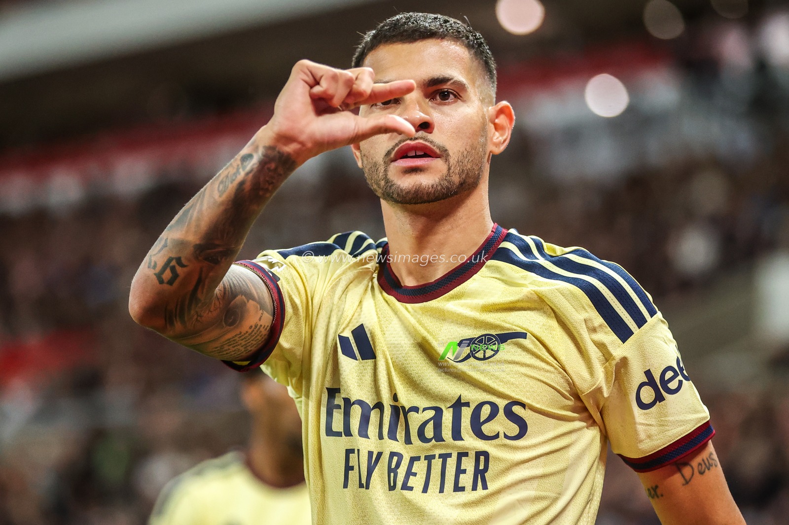 Bruno Guimaraes of Arsenal celebrates his goal to make it 0-1 during the Premier League match Sunderland vs Arsenal at Stadium Of Light, Sunderland, United Kingdom on 12 September 2026

(Photo by Alfie Cosgrove/News Images)