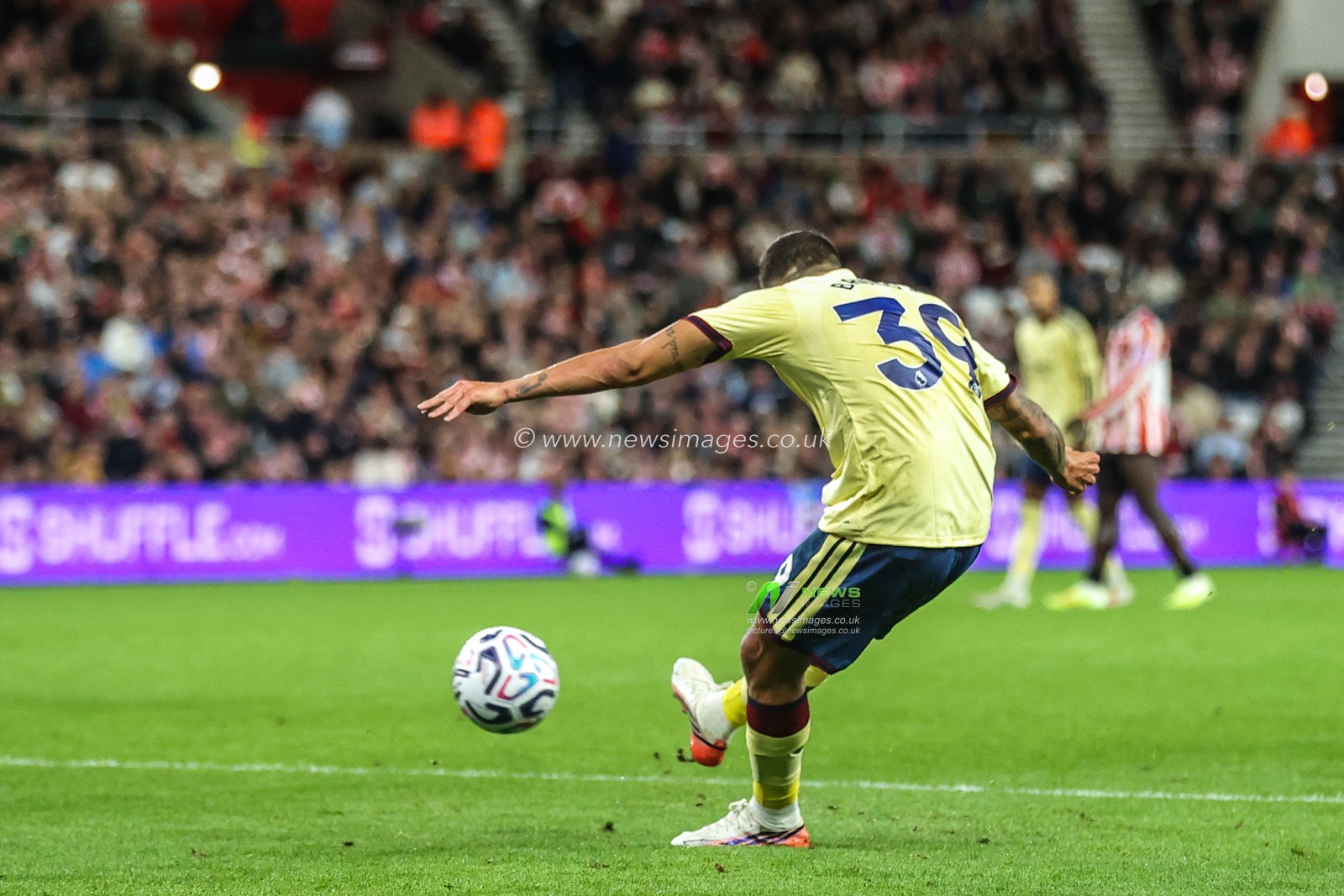 Bruno Guimaraes of Arsenal takes a shot on goal during the Premier League match Sunderland vs Arsenal at Stadium Of Light, Sunderland, United Kingdom on 12 September 2026

(Photo by Alfie Cosgrove/News Images)