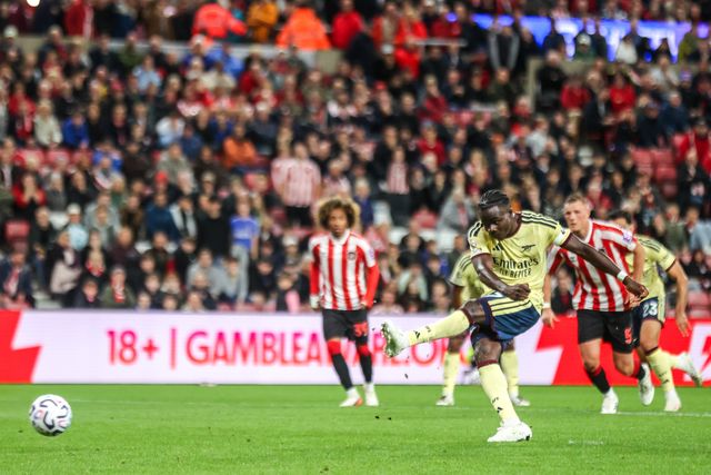 Bukayo Saka of Arsenal scores a penalty to make it 0-2 during the Premier League match Sunderland vs Arsenal at Stadium Of Light, Sunderland, United Kingdom on 12 September 2026

(Photo by Alfie Cosgrove/News Images)