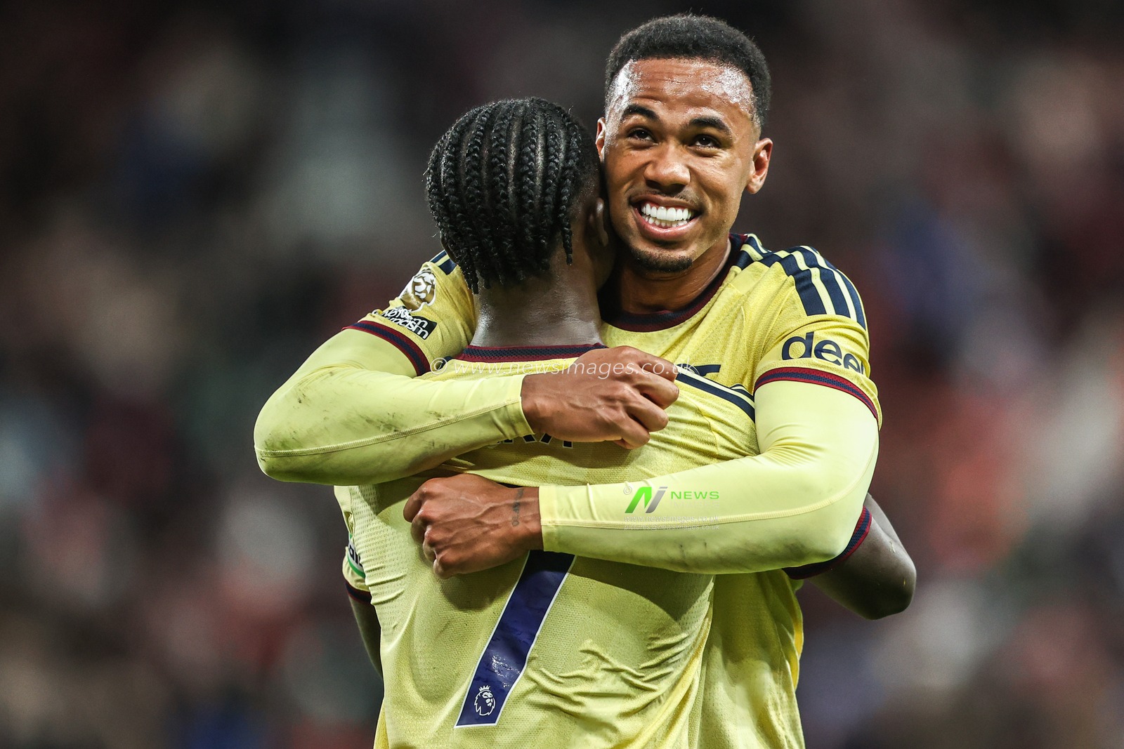 Bukayo Saka of Arsenal celebrates his goal to make it 0-2 during the Premier League match Sunderland vs Arsenal at Stadium Of Light, Sunderland, United Kingdom on 12 September 2026

(Photo by Alfie Cosgrove/News Images)