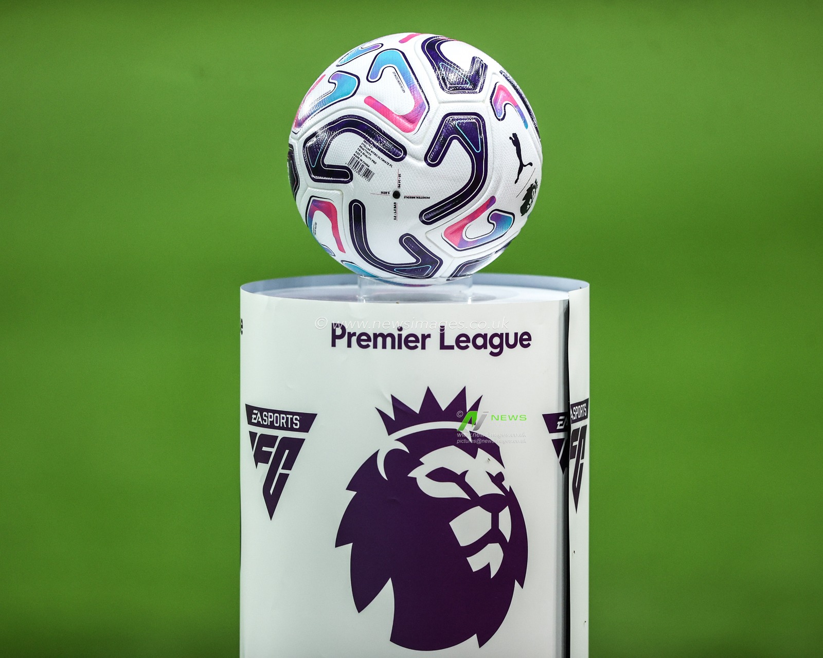 The Premier League match ball during the Premier League match Sunderland vs Arsenal at Stadium Of Light, Sunderland, United Kingdom on 12 September 2026

(Photo by Alfie Cosgrove/News Images)