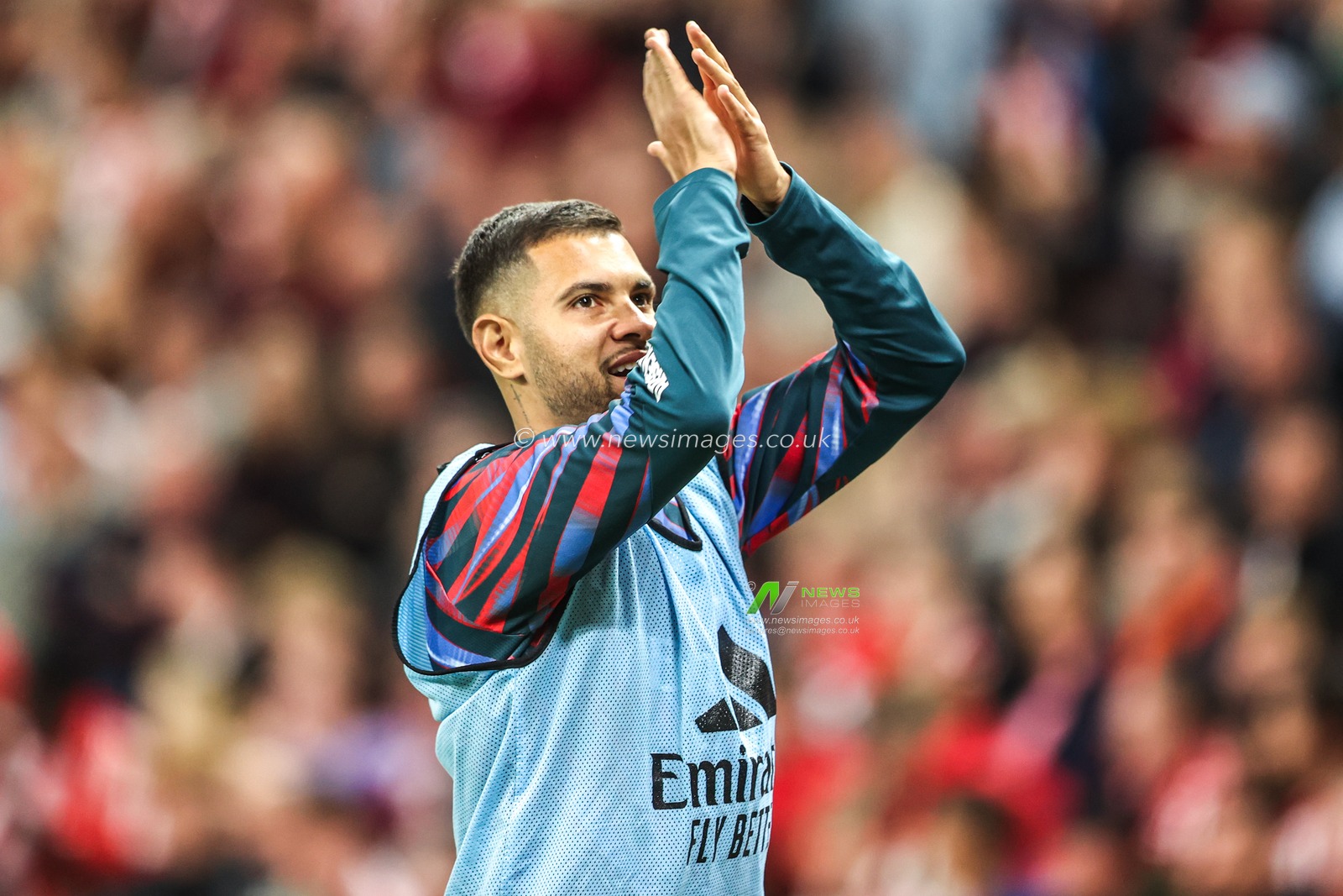 Bruno Guimaraes of Arsenal warms up during the Premier League match Sunderland vs Arsenal at Stadium Of Light, Sunderland, United Kingdom on 12 September 2026

(Photo by Alfie Cosgrove/News Images)