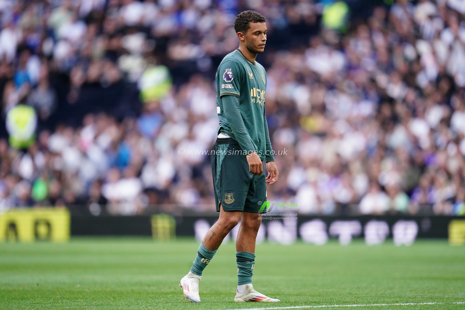 Brennan Johnson of Everton during the Premier League match Tottenham Hotspur vs Everton at Tottenham Hotspur Stadium, London, United Kingdom on 12 September 2026

(Photo by Harvey Murphy/News Images)