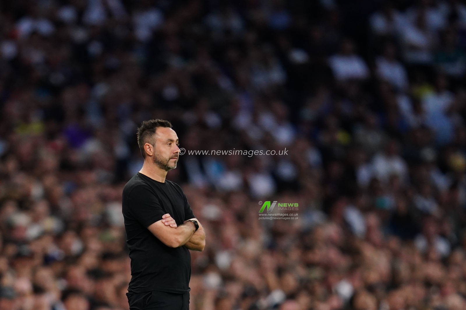 Roberto De Zerbi manager of Tottenham Hotspur during the Premier League match Tottenham Hotspur vs Everton at Tottenham Hotspur Stadium, London, United Kingdom on 12 September 2026

(Photo by Harvey Murphy/News Images)