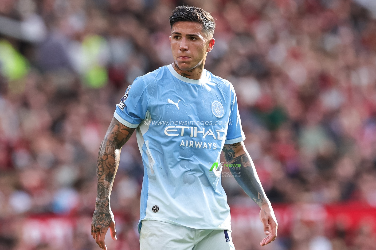 Enzo Fernandez of Manchester City during the Premier League match Manchester United vs Manchester City at Old Trafford, Manchester, United Kingdom on 13 September 2026

(Photo by Mark Cosgrove/News Images)