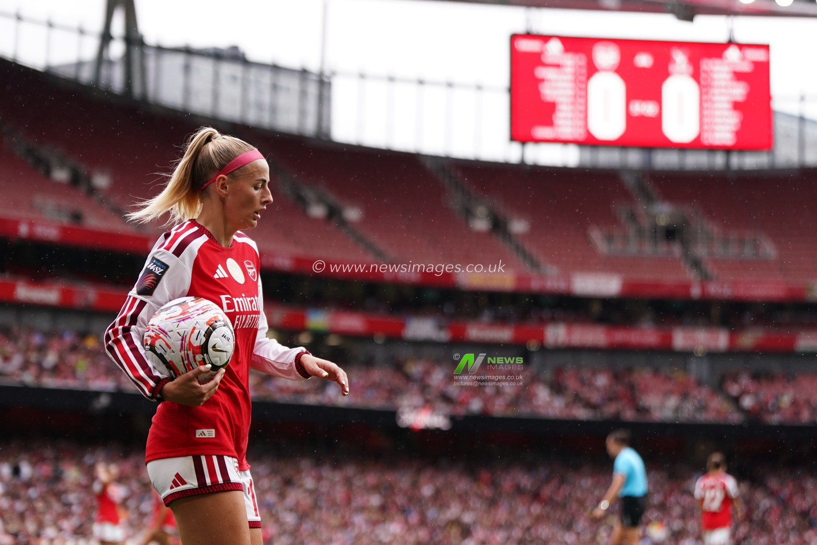 Chloe Kelly of Arsenal during the Women's Super League match Arsenal vs Crystal Palace at Emirates, London, United Kingdom on 13 September 2026

(Photo by Harvey Murphy/News Images)