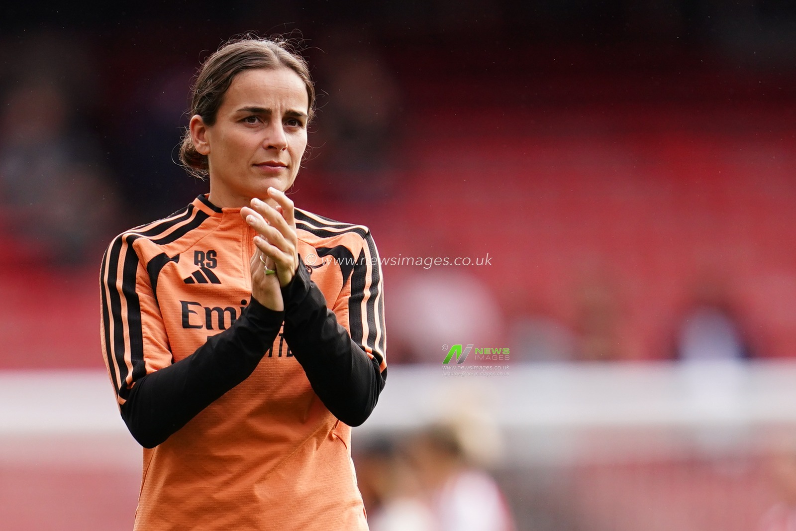 Renée Slegers manager of Arsenal applauds home support at full time during the Women's Super League match Arsenal vs Crystal Palace at Emirates, London, United Kingdom on 13 September 2026

(Photo by Harvey Murphy/News Images)