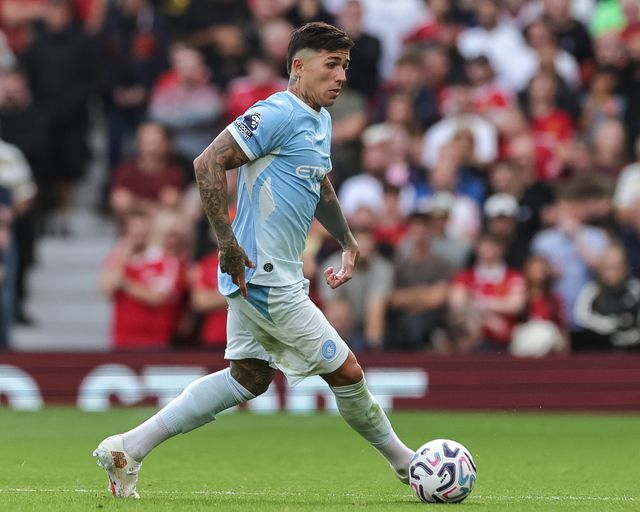 Enzo Fernandez of Manchester City breaks with the ball during the Premier League match Manchester United vs Manchester City at Old Trafford, Manchester, United Kingdom on 13 September 2026

(Photo by Mark Cosgrove/News Images)
