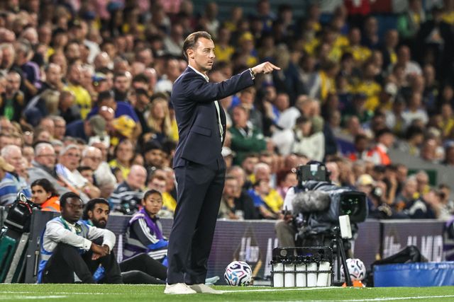 Matthias Jaissle manager of Newcastle United gives his team instructions during the Premier League match Leeds United vs Newcastle Untied at Elland Road, Leeds, United Kingdom on 14 September 2026

(Photo by Alfie Cosgrove/News Images)