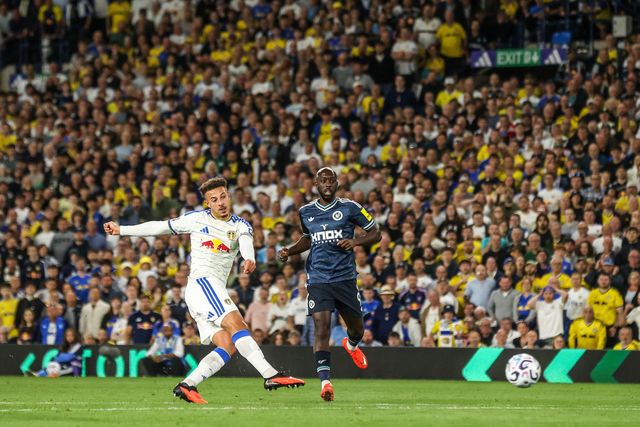 Ethan Ampadu of Leeds United takes a shot on goal during the Premier League match Leeds United vs Newcastle Untied at Elland Road, Leeds, United Kingdom on 14 September 2026

(Photo by Alfie Cosgrove/News Images)