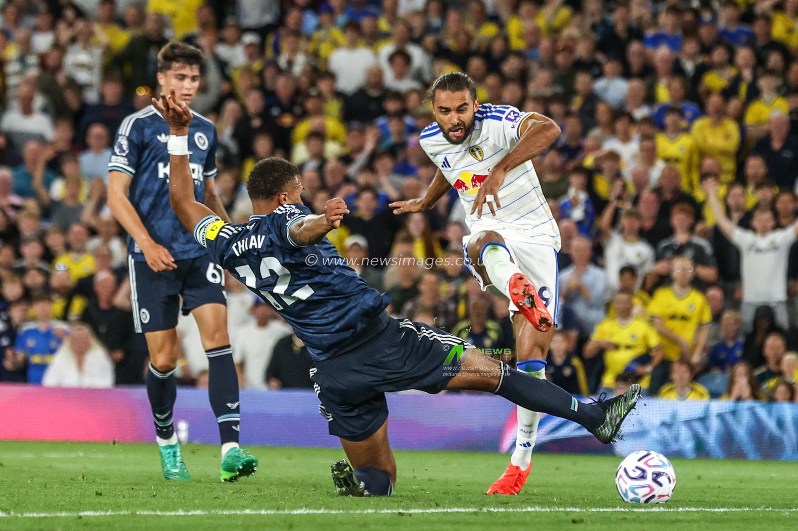 Dominic Calvert-Lewin of Leeds United scores to make it 3-0 during the Premier League match Leeds United vs Newcastle Untied at Elland Road, Leeds, United Kingdom on 14 September 2026

(Photo by Alfie Cosgrove/News Images)
