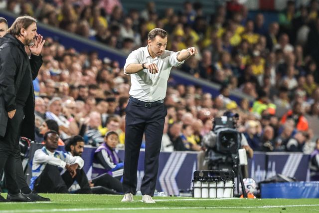 Matthias Jaissle manager of Newcastle United gives his team instructions during the Premier League match Leeds United vs Newcastle Untied at Elland Road, Leeds, United Kingdom on 14 September 2026

(Photo by Alfie Cosgrove/News Images)