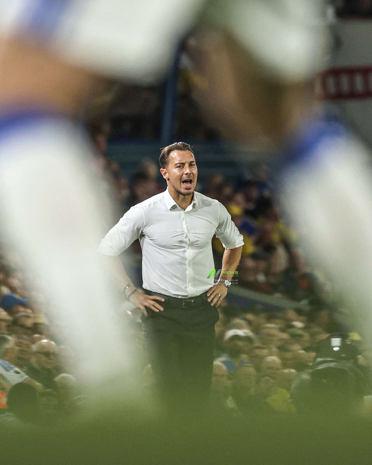 Daniel Farke manager of Leeds United gives his team instructions during the Premier League match Leeds United vs Newcastle Untied at Elland Road, Leeds, United Kingdom on 14 September 2026

(Photo by Alfie Cosgrove/News Images)