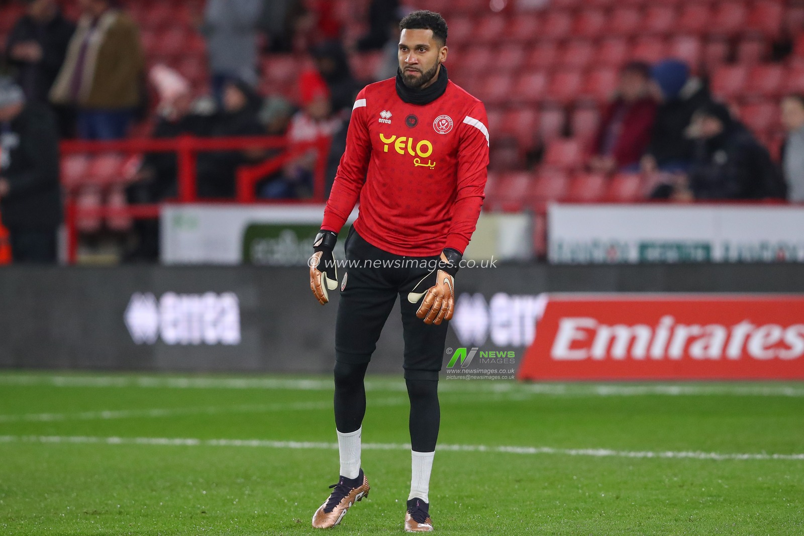 Wes Foderingham #18 of Sheffield United during the pre-game warm up ahead of the Emirates FA Cup Fifth Round match Sheffield United vs Tottenham Hotspur at Bramall Lane, Sheffield, United Kingdom, 1st March 2023

(Photo by Gareth Evans/News Images)