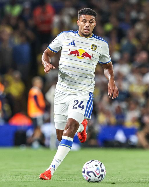 James Justin of Leeds United breaks with the ball during the Premier League match Leeds United vs Newcastle Untied at Elland Road, Leeds, United Kingdom on 14 September 2026

(Photo by Alfie Cosgrove/News Images)