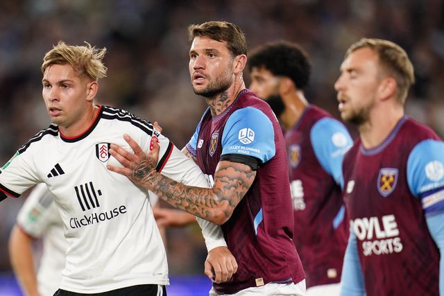 Emile Smith Rowe of Fulham and Morato of West Ham United battle in corner during the Carabao Cup round 3 match West Ham United vs Fulham at London Stadium, London, United Kingdom on 15 September 2026

(Photo by Harvey Murphy/News Images)