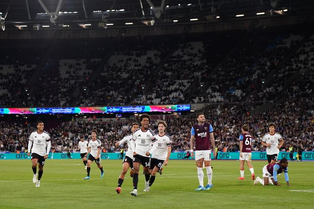 Oscar Bobb of Fulham celebrates his goal during the Carabao Cup round 3 match West Ham United vs Fulham at London Stadium, London, United Kingdom on 15 September 2026

(Photo by Harvey Murphy/News Images)
