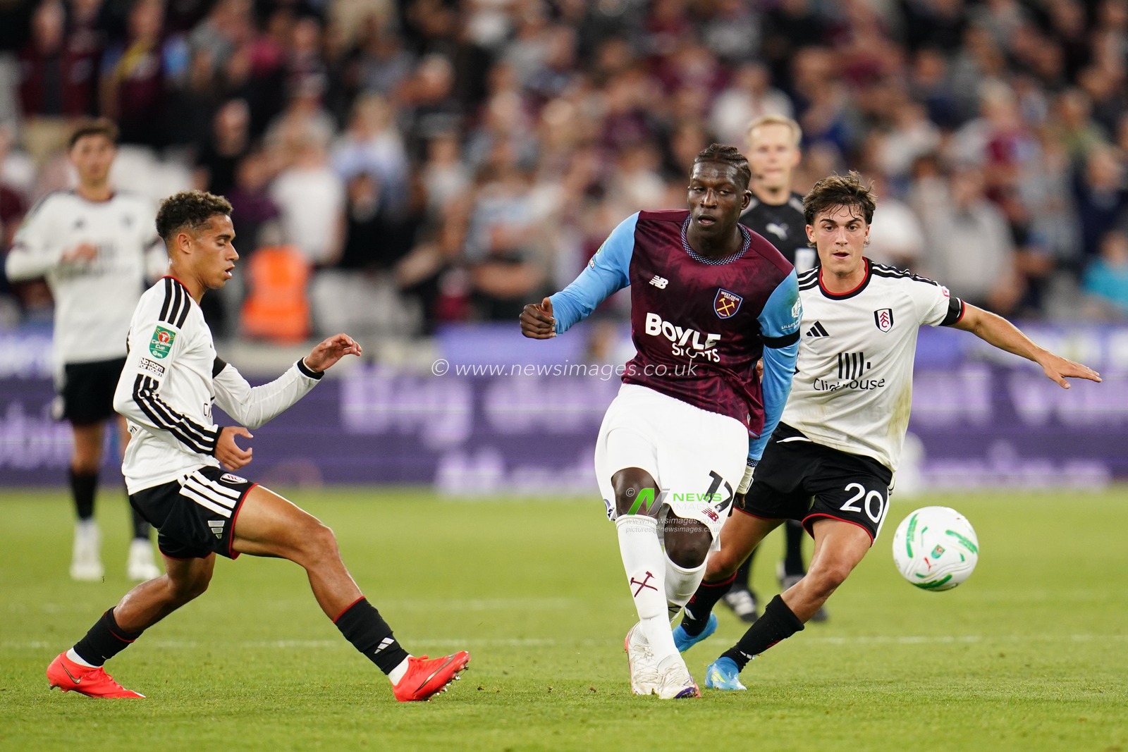 during the Carabao Cup round 3 match West Ham United vs Fulham at London Stadium, London, United Kingdom on 15 September 2026

(Photo by Harvey Murphy/News Images)