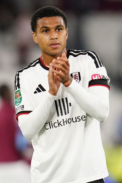 Shea Charles of Fulham applauds away support at full time during the Carabao Cup round 3 match West Ham United vs Fulham at London Stadium, London, United Kingdom on 15 September 2026

(Photo by Harvey Murphy/News Images)
