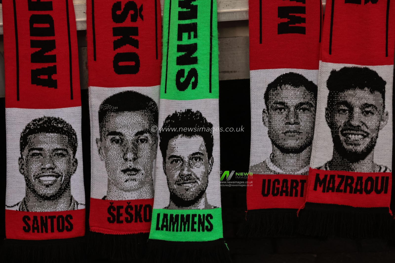 A Manchester United goalkeeper Senne Lammens green scarf is on sale along with teammates during the Carabao Cup round 3 match Manchester United vs Brighton & Hove Albion at Old Trafford, Manchester, United Kingdom on 16 September 2026

(Photo by Mark Cosgrove/News Images)