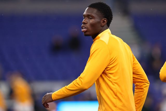Thierno Barry of Everton in the pregame warmup session during the Carabao Cup round 3 match Everton vs Wolverhampton Wanderers at Hill Dickinson Stadium, Liverpool, United Kingdom on 16 September 2026

(Photo by Alfie Cosgrove/News Images)
