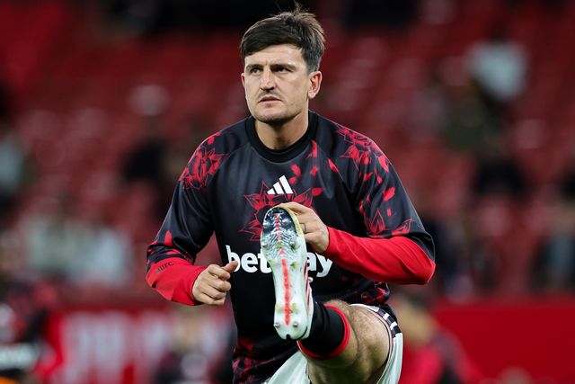 Harry Maguire of Manchester United in the pregame warmup session  during the Carabao Cup round 3 match Manchester United vs Brighton & Hove Albion at Old Trafford, Manchester, United Kingdom on 16 September 2026

(Photo by Mark Cosgrove/News Images)