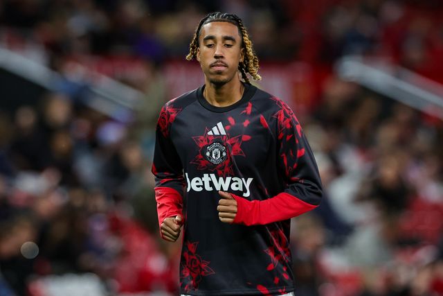 Leny Yoro of Manchester United in the pregame warmup session  during the Carabao Cup round 3 match Manchester United vs Brighton & Hove Albion at Old Trafford, Manchester, United Kingdom on 16 September 2026

(Photo by Mark Cosgrove/News Images)