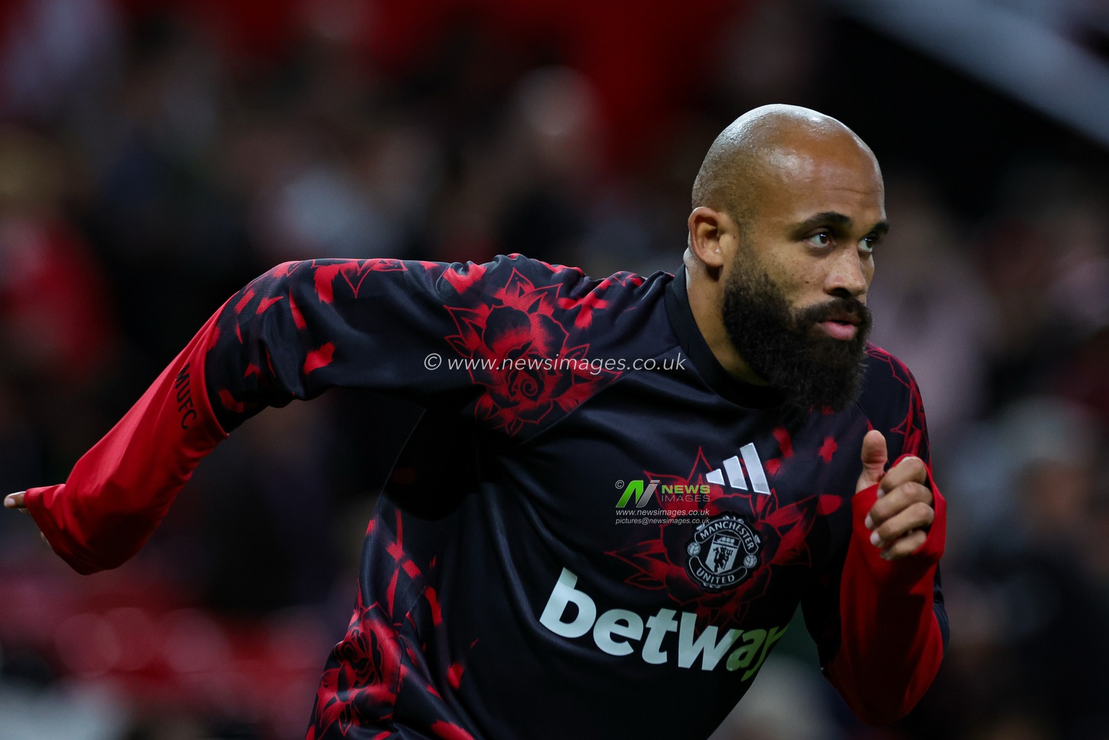 Bryan Mbeumo of Manchester United in the pregame warmup session  during the Carabao Cup round 3 match Manchester United vs Brighton & Hove Albion at Old Trafford, Manchester, United Kingdom on 16 September 2026

(Photo by Mark Cosgrove/News Images)
