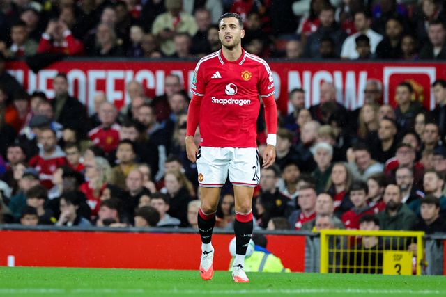 Diogo Dalot of Manchester United in action during the Carabao Cup round 3 match Manchester United vs Brighton & Hove Albion at Old Trafford, Manchester, United Kingdom on 16 September 2026

(Photo by Mark Cosgrove/News Images)