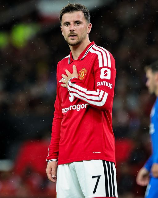 Mason Mount of Manchester United in action during the Carabao Cup round 3 match Manchester United vs Brighton & Hove Albion at Old Trafford, Manchester, United Kingdom on 16 September 2026

(Photo by Mark Cosgrove/News Images)