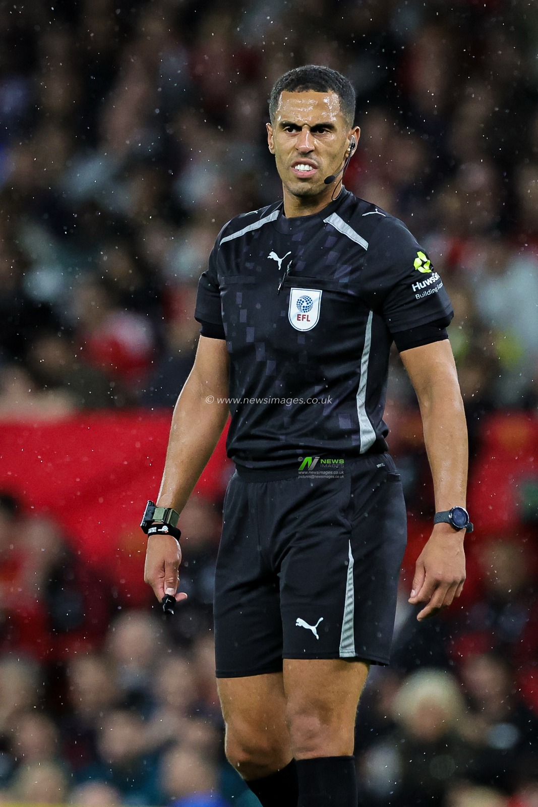 Refree Farai Hallam in action during the Carabao Cup round 3 match Manchester United vs Brighton & Hove Albion at Old Trafford, Manchester, United Kingdom on 16 September 2026

(Photo by Mark Cosgrove/News Images)