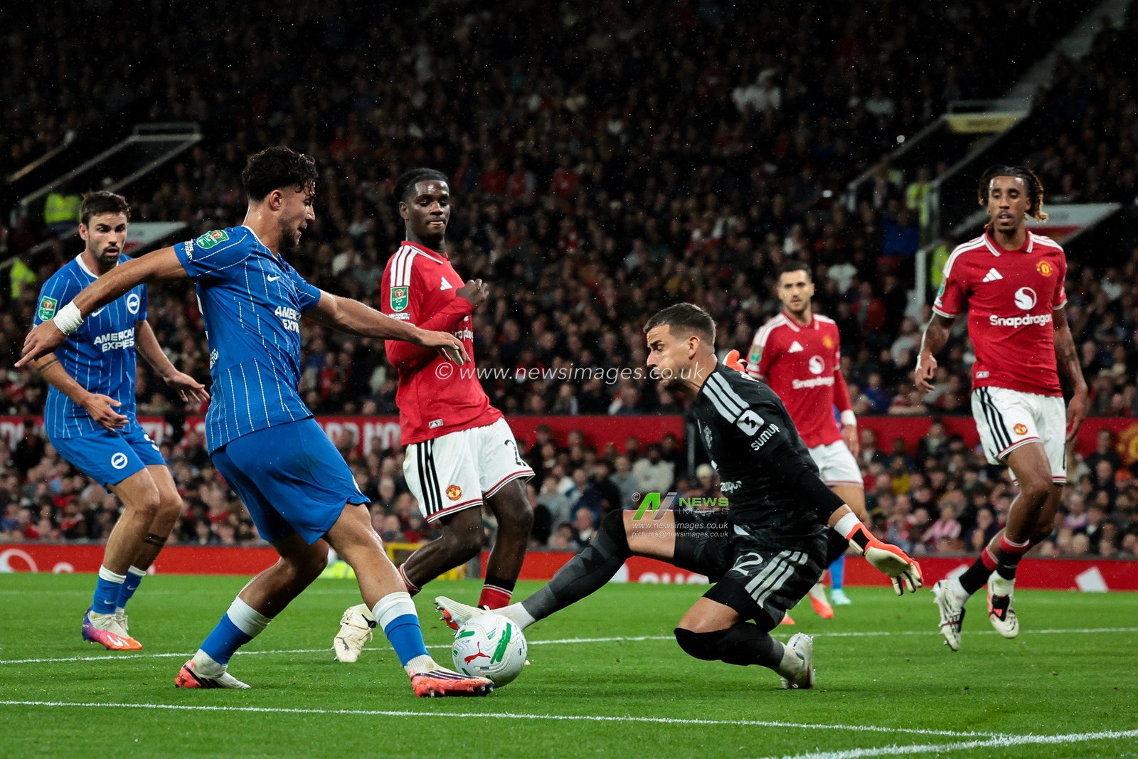 Charalampos Kostoulas of Brighton & Hove Albion scores to make it  2-1 during the Carabao Cup round 3 match Manchester United vs Brighton & Hove Albion at Old Trafford, Manchester, United Kingdom on 16 September 2026

(Photo by Mark Cosgrove/News Images)