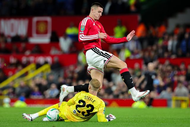 Brighton & Hove Albion goalkeeper Jason Steele slides in to win the ball from Benjamin Sesko of Manchester United during the Carabao Cup round 3 match Manchester United vs Brighton & Hove Albion at Old Trafford, Manchester, United Kingdom on 16 September 2026

(Photo by Mark Cosgrove/News Images)