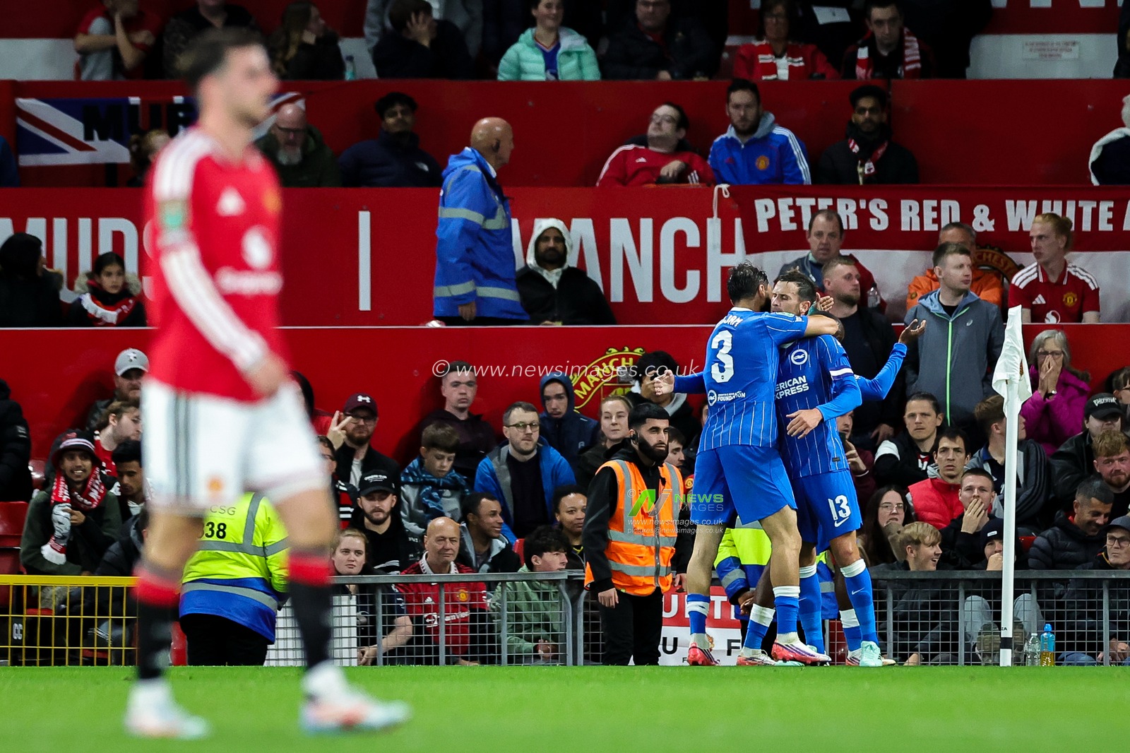 Pascal Groß of Brighton & Hove Albion celebrates his goal to make it  2-2 during the Carabao Cup round 3 match Manchester United vs Brighton & Hove Albion at Old Trafford, Manchester, United Kingdom on 16 September 2026

(Photo by Mark Cosgrove/News Images)