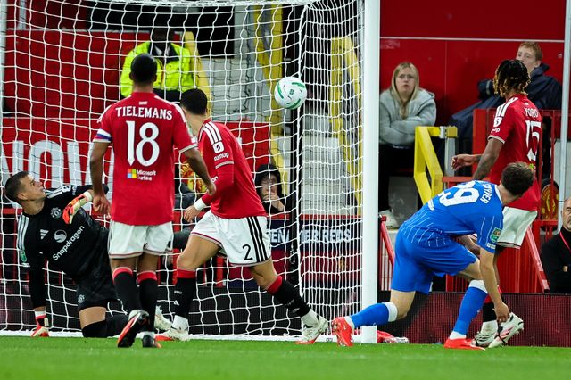 Maxim De Cuyper of Brighton & Hove Albion scores to make it  2-3 during the Carabao Cup round 3 match Manchester United vs Brighton & Hove Albion at Old Trafford, Manchester, United Kingdom on 16 September 2026

(Photo by Mark Cosgrove/News Images)