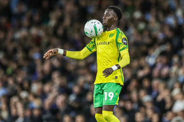 Papa Amadou Diallo of Norwich City controls the ball during the Carabao Cup round 3 match Manchester City vs Norwich City at Etihad Stadium, Manchester, United Kingdom on 17 September 2026

(Photo by Mark Cosgrove/News Images)