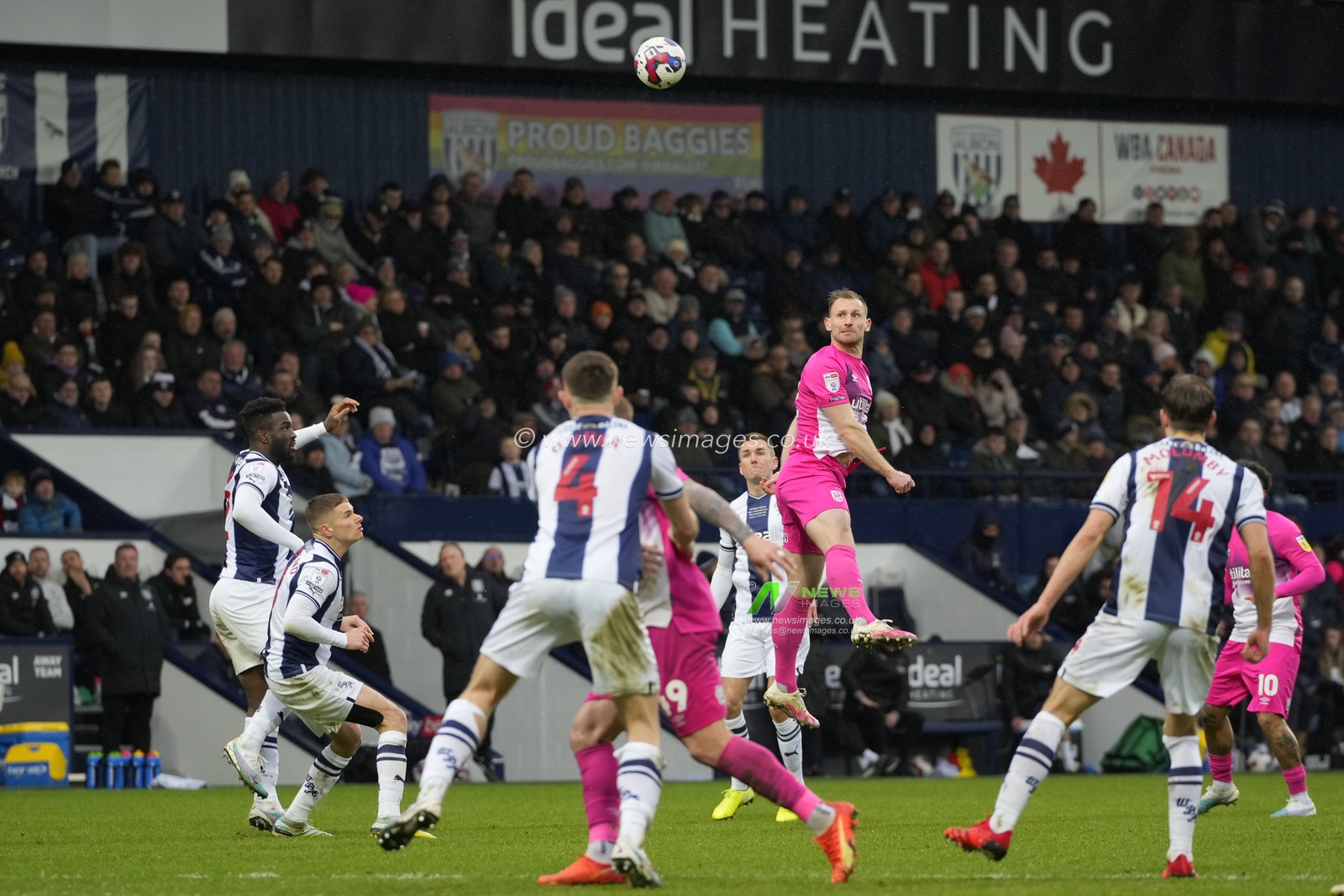Tom Lees #32 of Huddersfield Town wins a header during the Sky Bet Championship match West Bromwich Albion vs Huddersfield Town at The Hawthorns, West Bromwich, United Kingdom, 11th March 2023

(Photo by Steve Flynn/News Images)