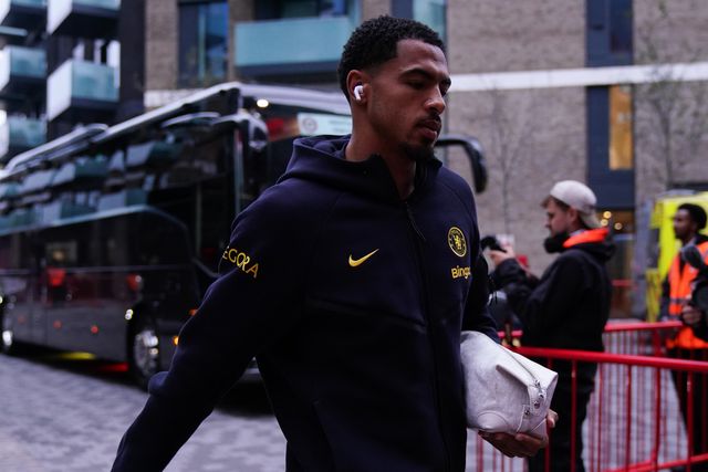 Levi Colwill of Chelsea arrives ahead of kick off during the Premier League match Brentford vs Chelsea at GTECH Community Stadium, London, United Kingdom on 18 September 2026

(Photo by Harvey Murphy/News Images)