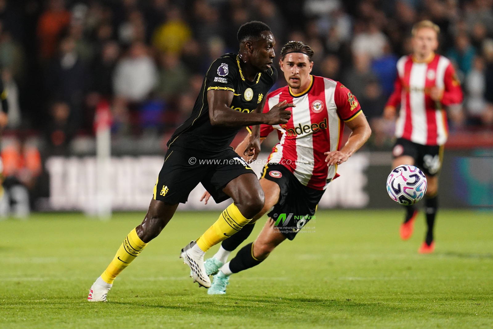 during the Premier League match Brentford vs Chelsea at GTECH Community Stadium, London, United Kingdom on 18 September 2026

(Photo by Harvey Murphy/News Images)